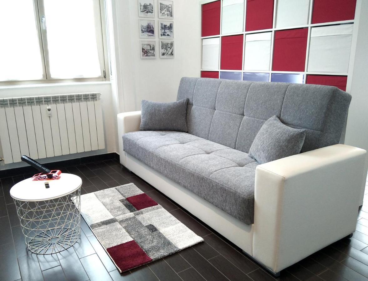 Panoramic Plaza Apartment -Loreto 1 Milan Bagian luar foto